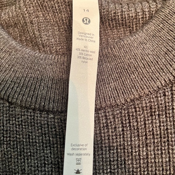 Lululemon merino wool blend ribbed crew neck sweater - Picture 2 of 4